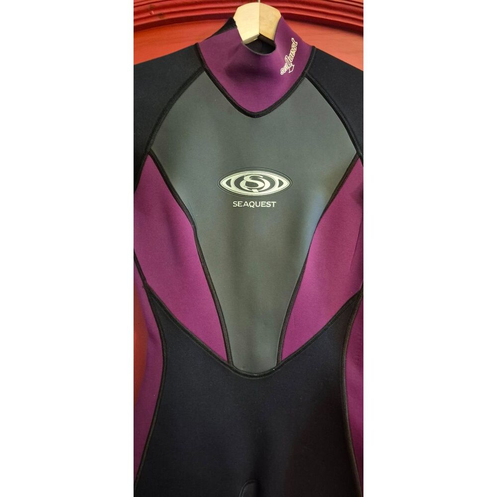 Seaquest Womans Size 5-6 Neoprene Wetsuit  X Flex 2.0 MM Purple Gray Black EUC